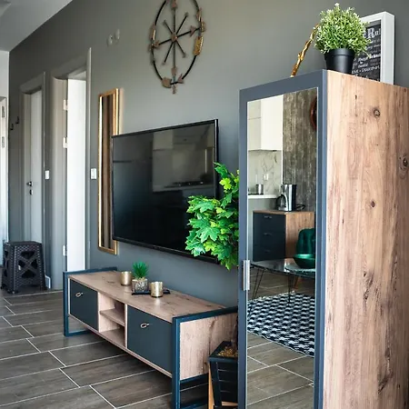Luxuriose 1br! Netflix & Kuche - 5 Minuten Vom Strand Daire Kuşadası